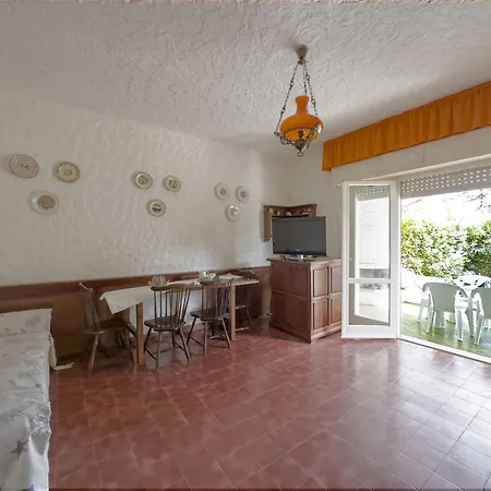 114 - Trilocale Al Taunus Con Portico E Bel Giardino Inclusa Nel Prezzo Lejlighed